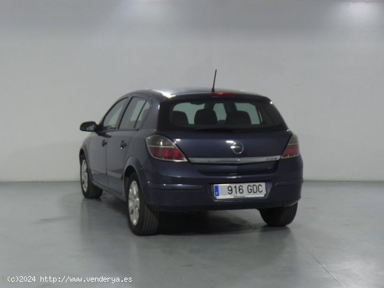 Opel Astra Enjoy - Alicante