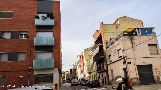 Terreno urbano a la venta con todos los servicios en Terrassa, zona La Cogullada. - BARCELONA