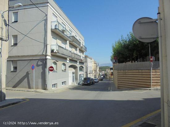 PLAÇA D'APARCAMENT EN VENDA A SANT LLORENÇ D'HORTONS, PROVÍNCIA DE BARCELONA - BARCELONA