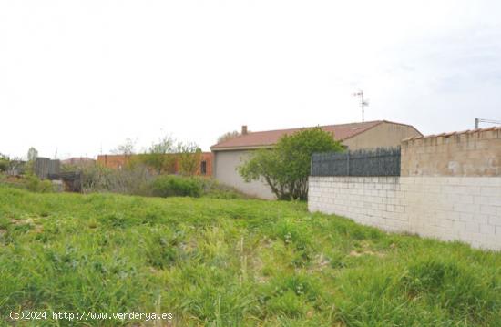 Se Vende en Villares de orbigo - LEON