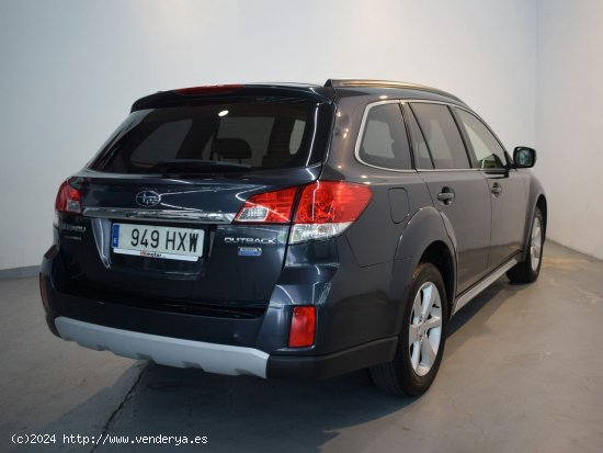 Subaru Outback Legacy Executive Plus - Valladolid