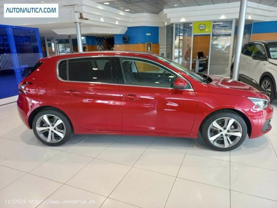 Peugeot 308 1.2 Puretech S&s Allure 110 - Villajoyosa