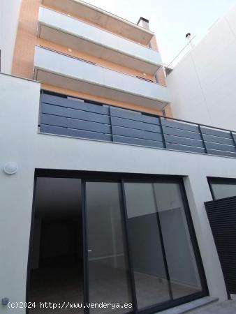 Piso alquiler semi-nuevo en Badalona - Disponible a partir del 15 de agosto. - BARCELONA