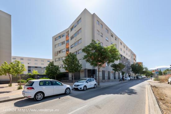 Magnífico Local Comercial en Alhendín - GRANADA