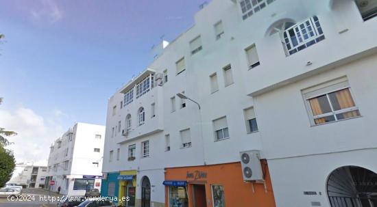 LOCAL COMERCIAL EN CHICLANA - CADIZ