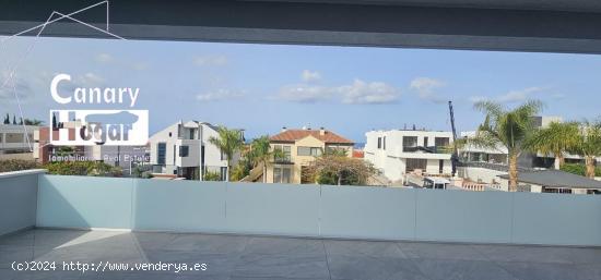 Se vende villa de lujo para estrenar en Madroñal en Playa de Fañabe - SANTA CRUZ DE TENERIFE