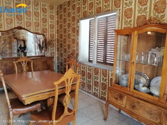 PISO EN VENTA 4 DORMITORIOS ARAUZO DE MIEL - BURGOS