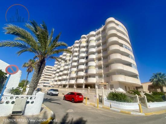 ¡Oportunidad Única! Luminoso Segundo Piso en la Exclusiva Comunidad Aluse IV, La Manga del Mar Men