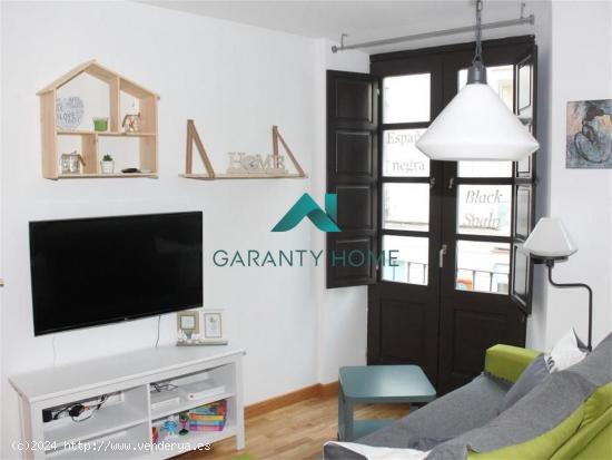 Apartamento en alquiler en La Goleta - San Felipe Neri - MALAGA