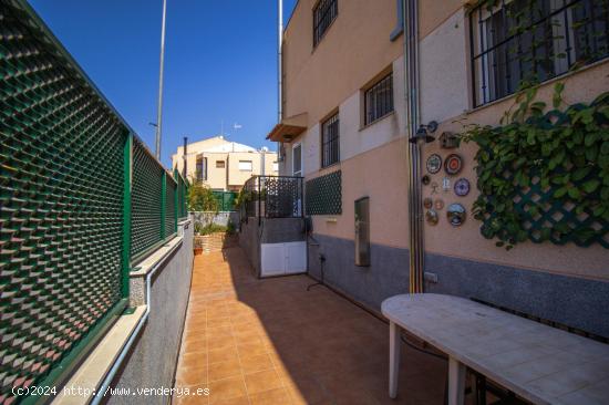 Duplex esquinero en venta en Molina de Segura - MURCIA