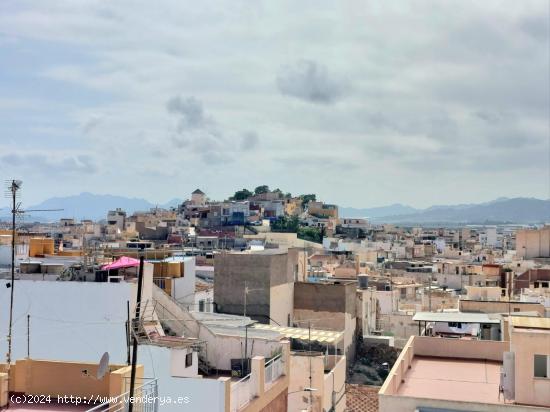 Casa con vistas al mar y tres habitaciones en el Molino - MURCIA