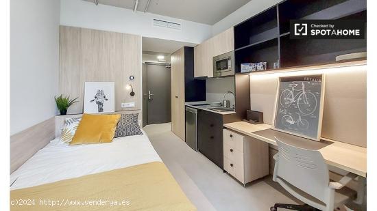 Apartamento en alquiler en Extramurs, Valencia - VALENCIA