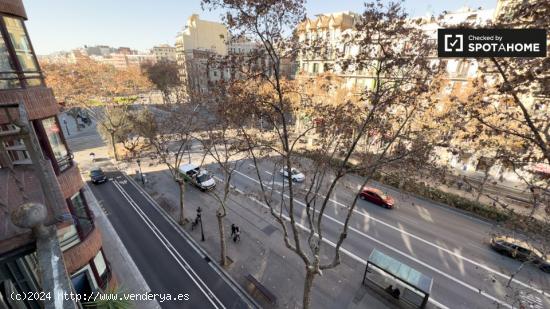 Alquiler de habitaciones en apartamento de 9 habitaciones en Fort Pienc - BARCELONA