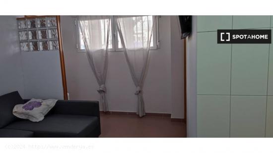 Apartamento de 1 dormitorio en alquiler en Madrid - MADRID