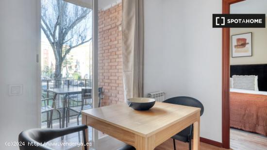 Apartamento de 3 habitaciones en alquiler en Madrid - MADRID