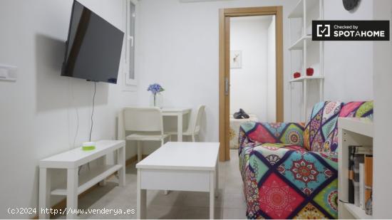 Apartamento de 2 habitaciones en alquiler en Atocha - MADRID