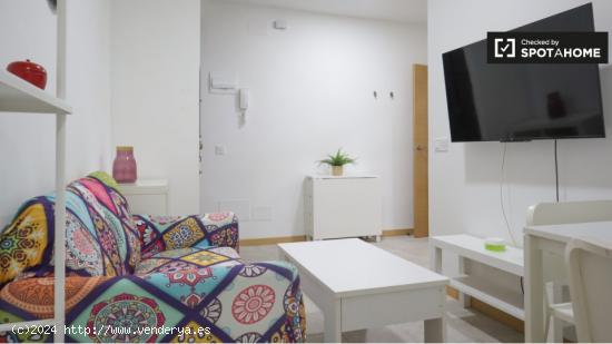 Apartamento de 2 habitaciones en alquiler en Atocha - MADRID