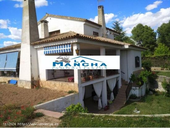 REF: C292 INMOBILIARIA LA MANCHA VENDE CASA CON TERRENO URBANO ZONA URB. EL PLANTIO - ALBACETE