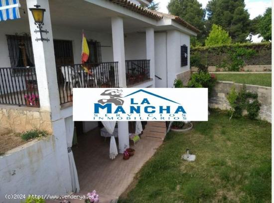 REF: C292 INMOBILIARIA LA MANCHA VENDE CASA CON TERRENO URBANO ZONA URB. EL PLANTIO - ALBACETE