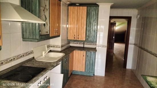 PISO EN VENTA EN VENTA DE BAÑOS - PALENCIA