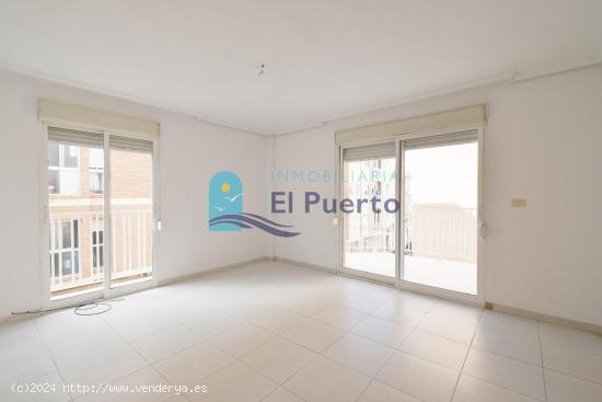 FANTÁSTICO PISO DE AMPLIAS ESTANCIAS EN PUERTO DE MAZARRÓN - REF 1673 - MURCIA