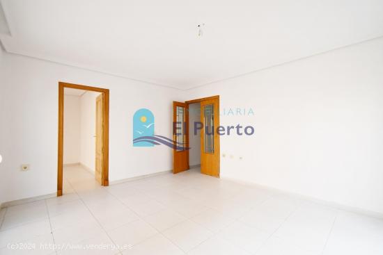 FANTÁSTICO PISO DE AMPLIAS ESTANCIAS EN PUERTO DE MAZARRÓN - REF 1673 - MURCIA