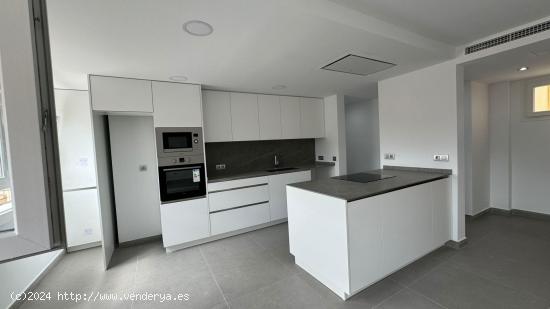  VIVIENDA CENTRICA RECIEN REFORMADA - CASTELLON 