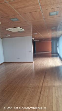 ¡Oficina de lujo en el ático de Los Majuelos! 575 m² de espacio prime para tu negocio - SANTA CRU