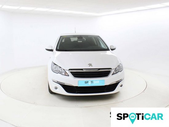 Peugeot 308  5p  1.2 PureTech 96KW (130CV) S&S Style - Málaga