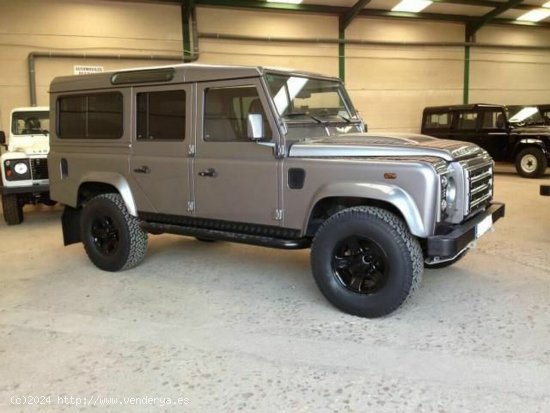 Land-Rover Defender Defender 110 SW E - VILLANUEVA DE CORDOBA