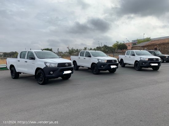 Toyota Hilux Hilux 2.5D-4D Cabina Doble GX 4x4 - VILLANUEVA DE CORDOBA