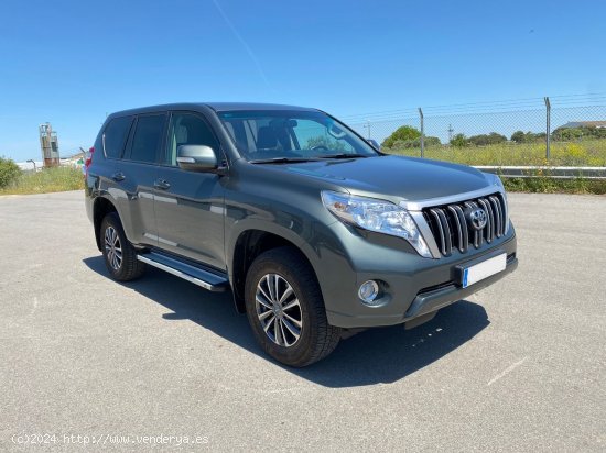 Toyota Land Cruiser 2.8 D4D LARGO - VILLANUEVA DE CORDOBA