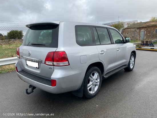 Toyota Land Cruiser  200 4.5 V8 VXL - VILLANUEVA DE CORDOBA