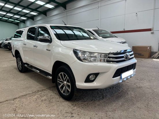 Toyota Hilux 2.4 D4D VX AUT - VILLANUEVA DE CORDOBA