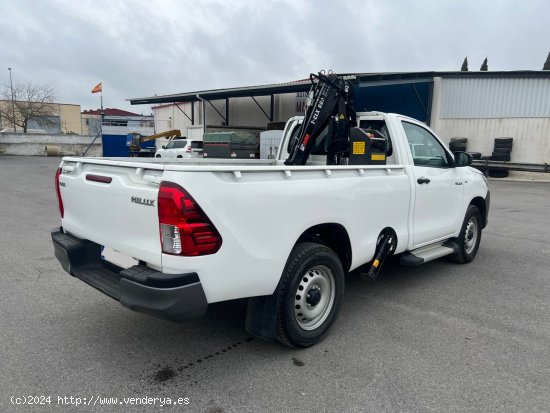 Toyota Hilux 2.4 D4D CABINA SEVILLA - VILLANUEVA DE CORDOBA