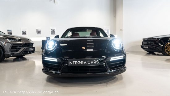 Porsche 911 PORSCHE 911 Turbo S Coupe 2p. - Sabadell