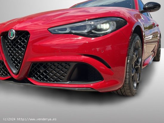 Alfa Romeo Giulia Quadrifoglio Verde 2.9 V6 BI-TURBO 520 CV - Sevilla