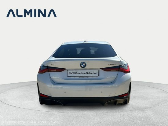 BMW i4 eDrive40 - Sevilla