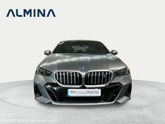 BMW i5 eDrive40 - Sevilla