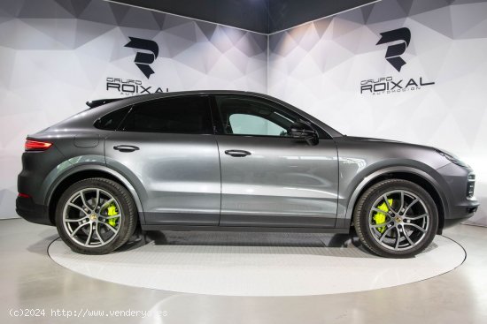 Porsche Cayenne Coupé E-Hybrid IMPECABLE ESTADO - Lugo