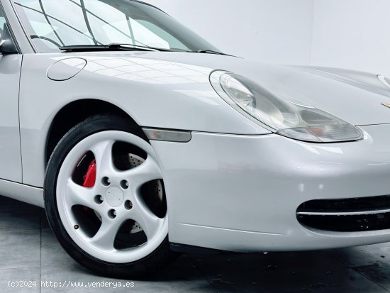 Porsche 911 Carrera 4 996 300cv - Málaga