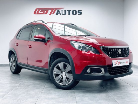 Peugeot 2008 1.2 e-VTi Signature 82cv - Málaga