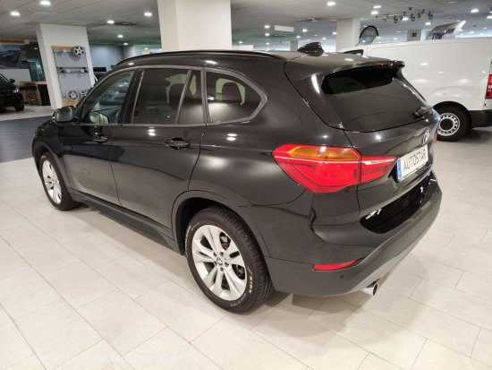 BMW X1 sDrive18i 150CV - Lleida