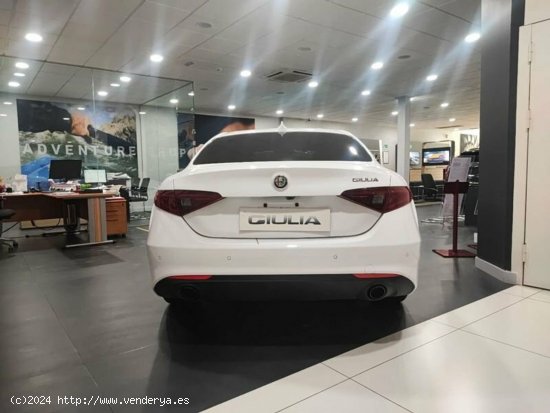 Alfa Romeo Giulia 2.2 Diesel 190cv RWD Sprint - Albacete