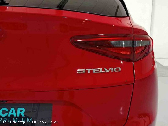 Alfa Romeo Stelvio 2.2 Diésel 154kW (210CV) Veloce Q4 - Jaén