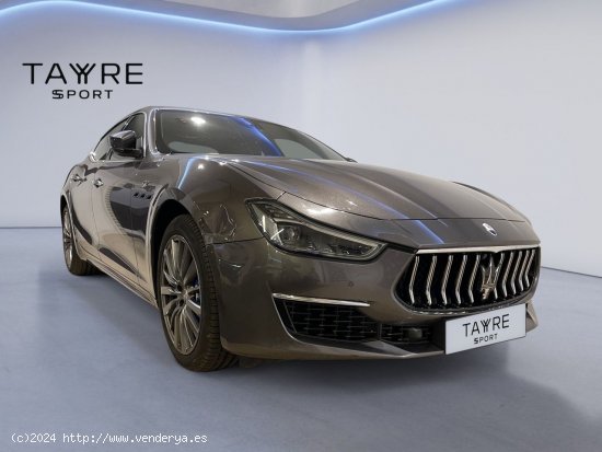  Maserati Ghibli 3.0 V6 DS RWD - Majadahonda 