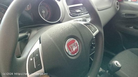 Fiat Punto 1.3 MULTIJET 75HP E5+ POP 5P - Alicante