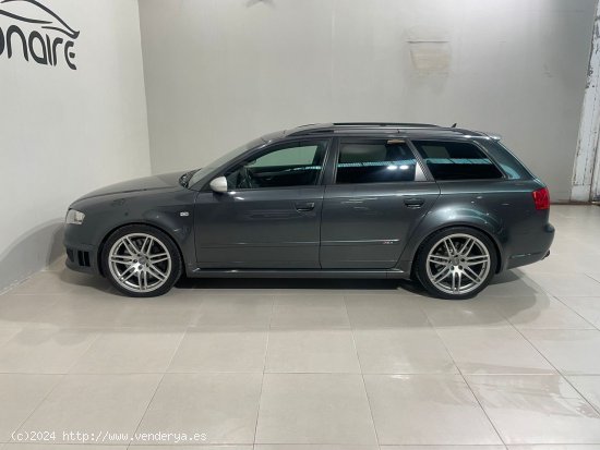 Audi RS4 4.2 FSI quattro Avant - Sada