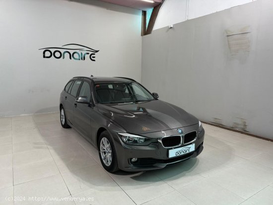 BMW Serie 3 318d Touring - Sada