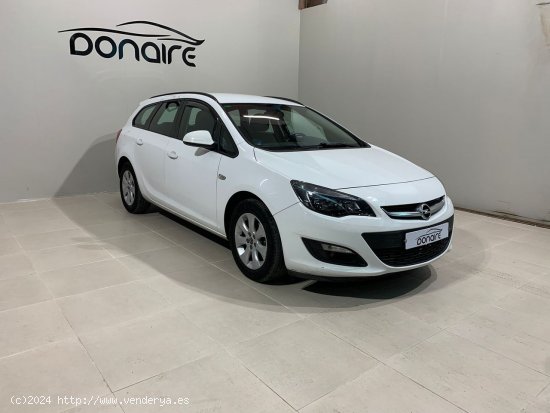  Opel Astra 1.4 Turbo GLP Business ST - Sada 